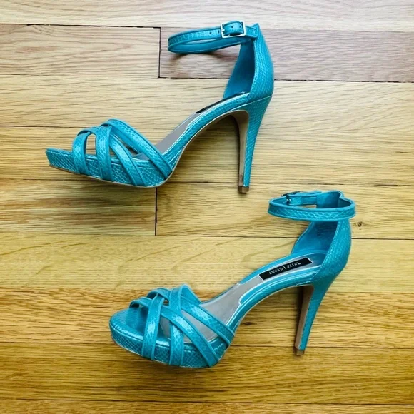 White House Black Market Heels, Size 7M, Turquoise - Picture 3 of 11